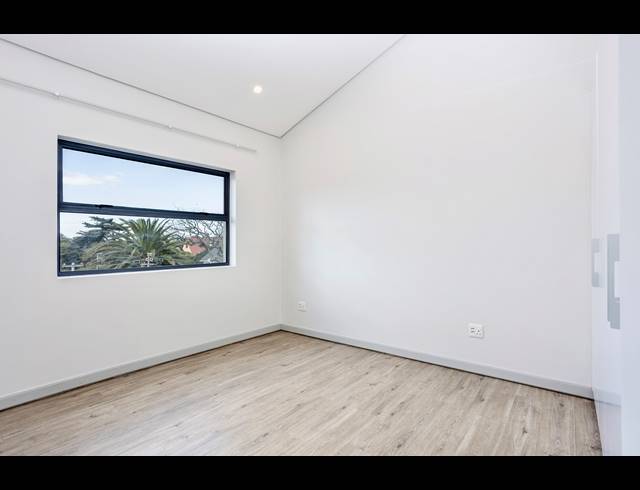 2 BEDROOM APARTMENT FOR SALE IN RONDEBOSCH